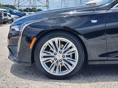 Used 2026 Cadillac CT4 Premium Luxury RWD image 8