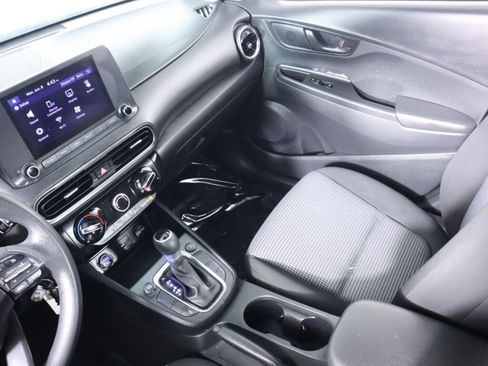 Used 2022 Hyundai Kona SE AWD/4WD image 32