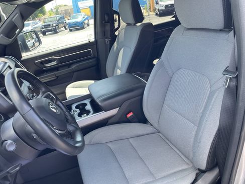 Used 2023 RAM 1500 Big Horn AWD/4WD image 3