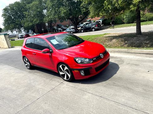 Used 2013 Volkswagen GTI 2-Door image 5