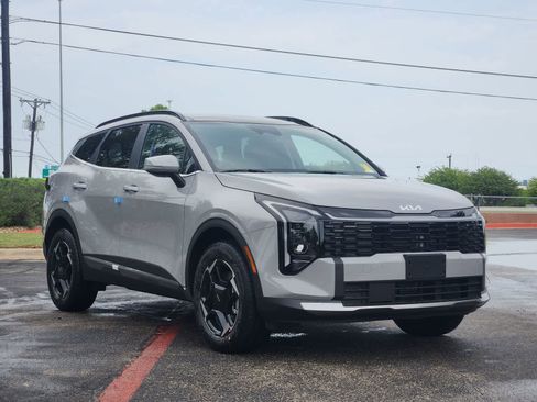 New 2026 Kia Sportage EX AWD/4WD image 3