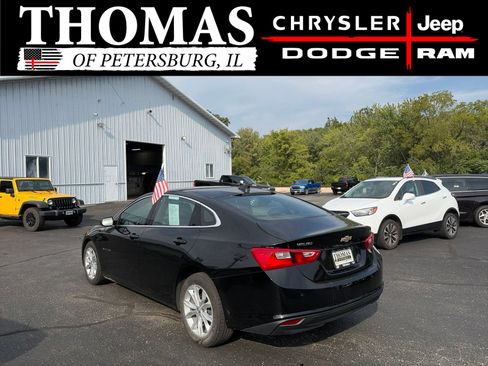 Used 2025 Chevrolet Malibu LT FWD image 5