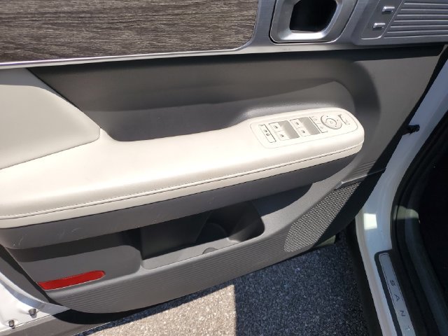 Certified 2025 Hyundai Santa Fe Calligraphy AWD/4WD image 19