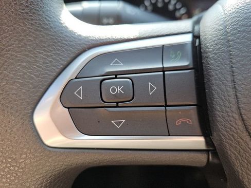 Used 2025 Jeep Compass Sport AWD/4WD image 21