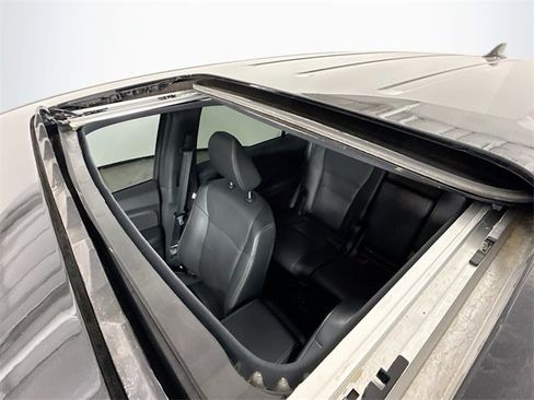 Used 2025 Honda Passport EX-L image 21