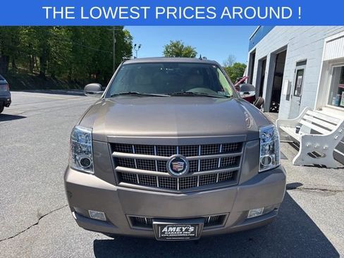 Used 2014 Cadillac Escalade ESV Premium AWD/4WD image 2