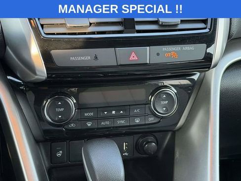 Used 2024 Mitsubishi Eclipse Cross SE image 17