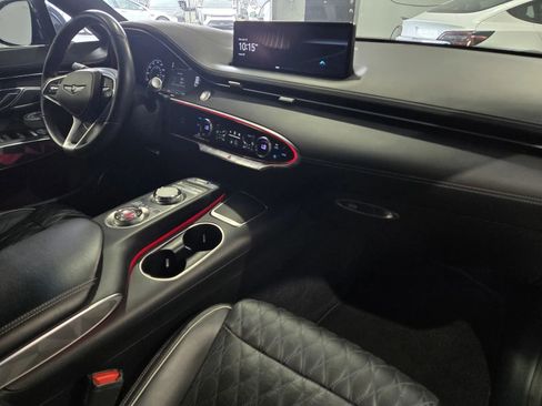 Used 2022 Genesis GV70 3.5T Sport w/ Sport Advanced Package image 5