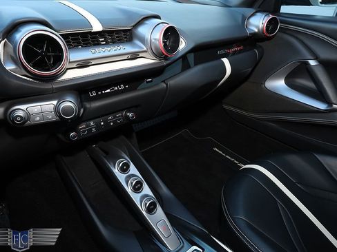 Used 2020 Ferrari 812 Superfast image 21