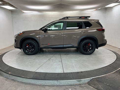 New 2026 Nissan Rogue SV image 2