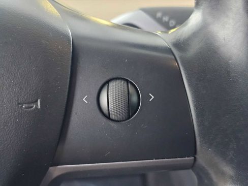 Used 2018 Tesla Model 3 Long Range image 29