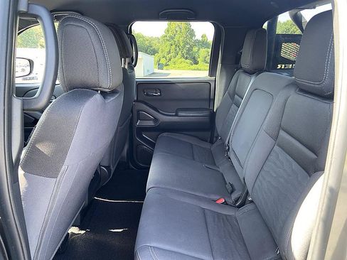 Certified 2023 Nissan Frontier SV w/ Midnight Edition Package AWD/4WD image 12
