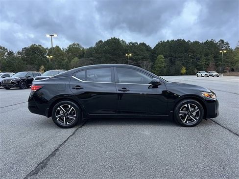 Certified 2025 Nissan Sentra SV w/ Trunk Package image 9