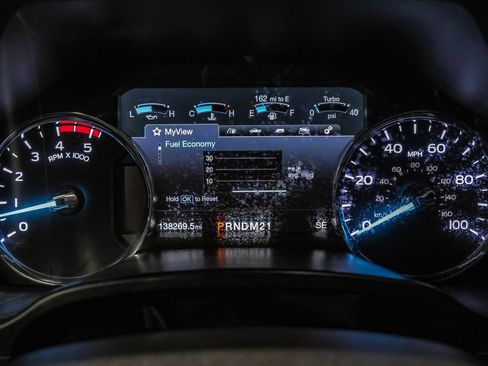 Used 2019 Ford F250 Platinum w/ Platinum Ultimate Package AWD/4WD image 18