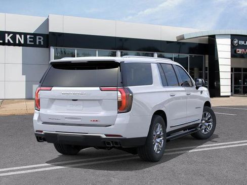 New 2026 GMC Yukon XL Denali image 4
