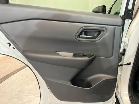 New 2026 Nissan Rogue S image 18