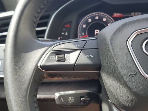 Used 2019 Audi Q8 Prestige w/ Luxury Package AWD/4WD image 26