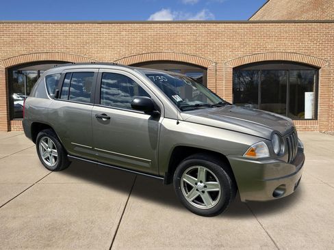 Used 2008 Jeep Compass Sport AWD/4WD image 16