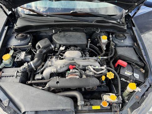 Used 2011 Subaru Impreza 2.5i Premium w/ PWR Moonroof Value Pkg image 9