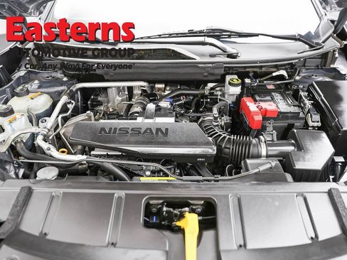 Used 2024 Nissan Rogue S AWD/4WD image 7
