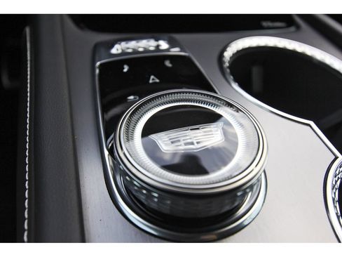 New 2027 Cadillac Vistiq Luxury AWD/4WD image 21