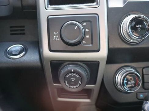 Used 2019 Ford F150 Lariat w/ Equipment Group 502A Luxury image 21