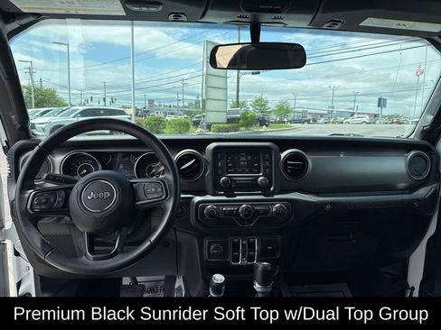 Used 2018 Jeep Wrangler Unlimited Sport S AWD/4WD image 21