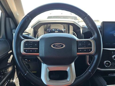 Used 2024 Ford Expedition Max XLT AWD/4WD image 6
