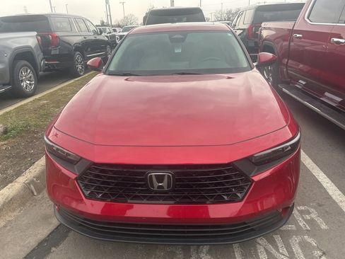Used 2024 Honda Accord EX image 2