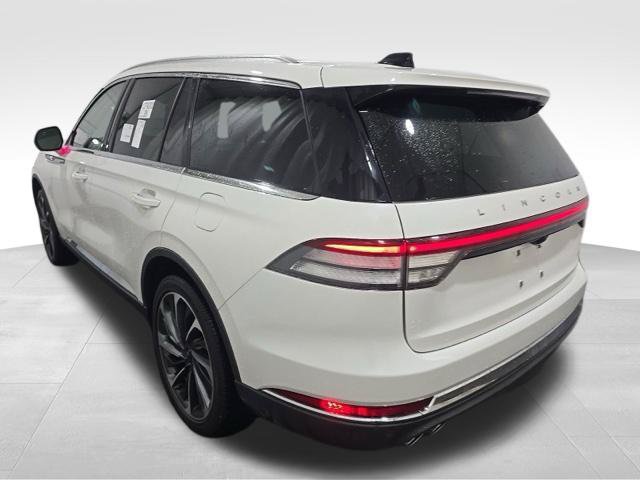 Used 2025 Lincoln Aviator Reserve w/ Equipment Group 201A AWD/4WD image 4