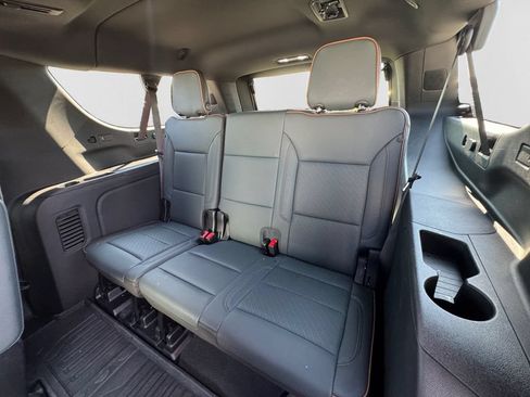 Used 2026 GMC Yukon XL AT4 w/ AT4 Premium Package AWD/4WD image 13