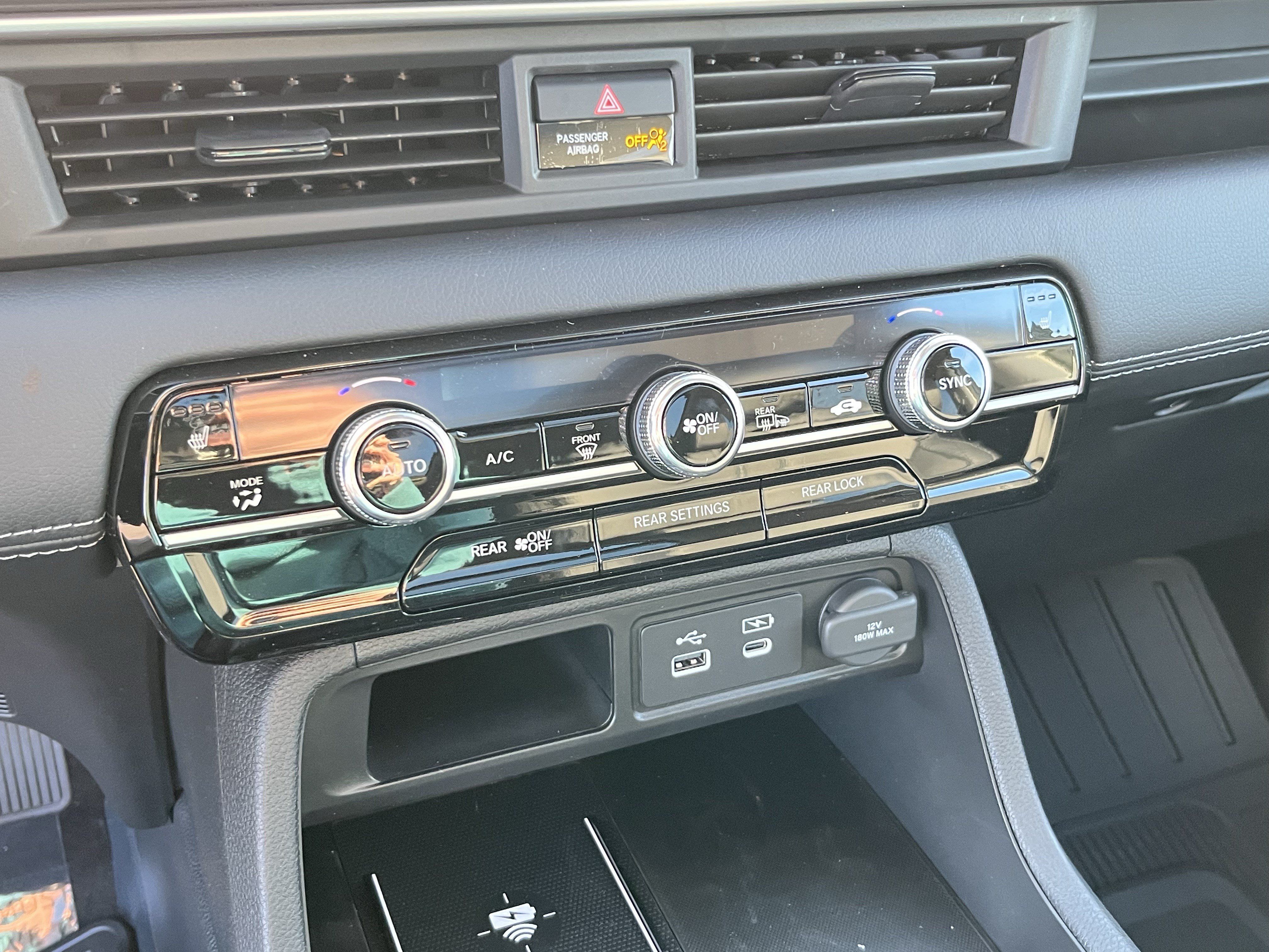 New 2025 Honda Pilot Touring image 22