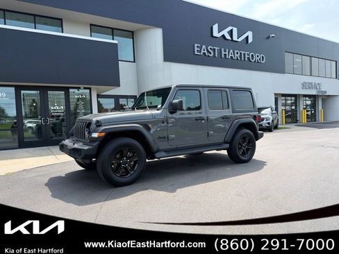 Used 2022 Jeep Wrangler Unlimited Sport AWD/4WD image 1