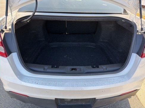 Used 2015 Ford Taurus Limited w/ Equipment Group 301A image 20