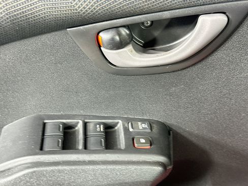 Used 2010 Honda Fit Sport image 15