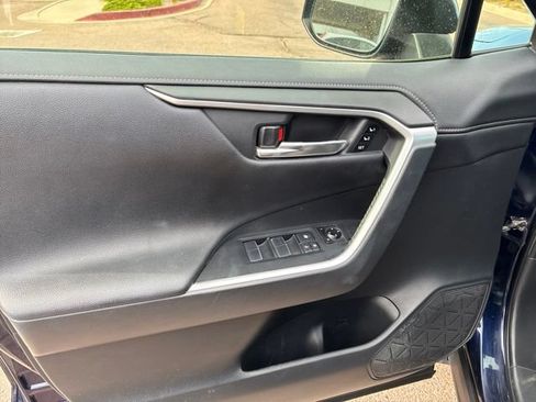Used 2019 Toyota RAV4 Limited w/ Cold Weather Package AWD/4WD image 7