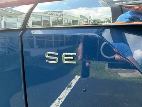 Used 2026 Volkswagen Atlas SE AWD/4WD image 13