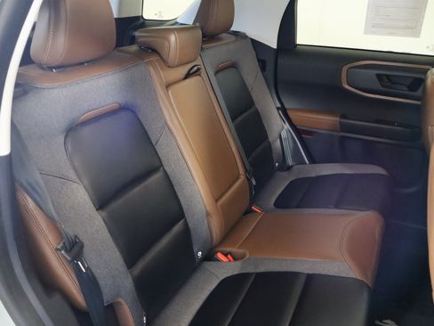 Used 2024 Ford Bronco Sport Outer Banks w/ Tech Package image 21