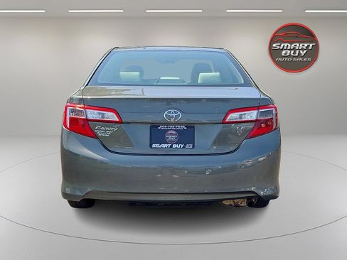 Used 2014 Toyota Camry LE FWD image 6