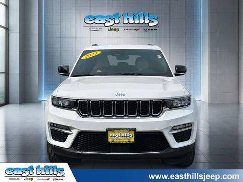 Certified 2023 Jeep Grand Cherokee Limited AWD/4WD image 8