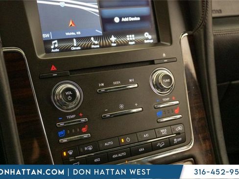 Used 2017 Lincoln Navigator L Reserve image 10