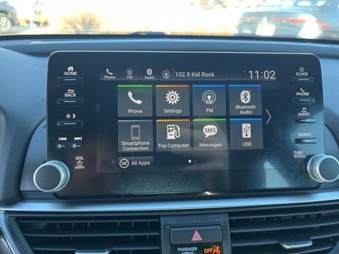 Used 2018 Honda Accord Sport image 19