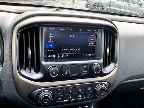 Used 2019 Chevrolet Colorado Z71 AWD/4WD image 26