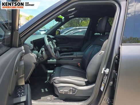 Used 2027 Kia Telluride SX Prestige X-Pro AWD/4WD image 5