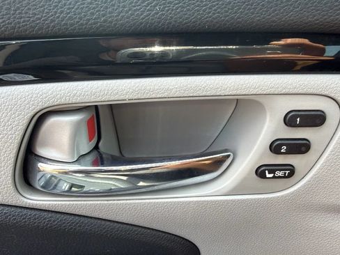 Used 2017 Honda Pilot Elite image 36