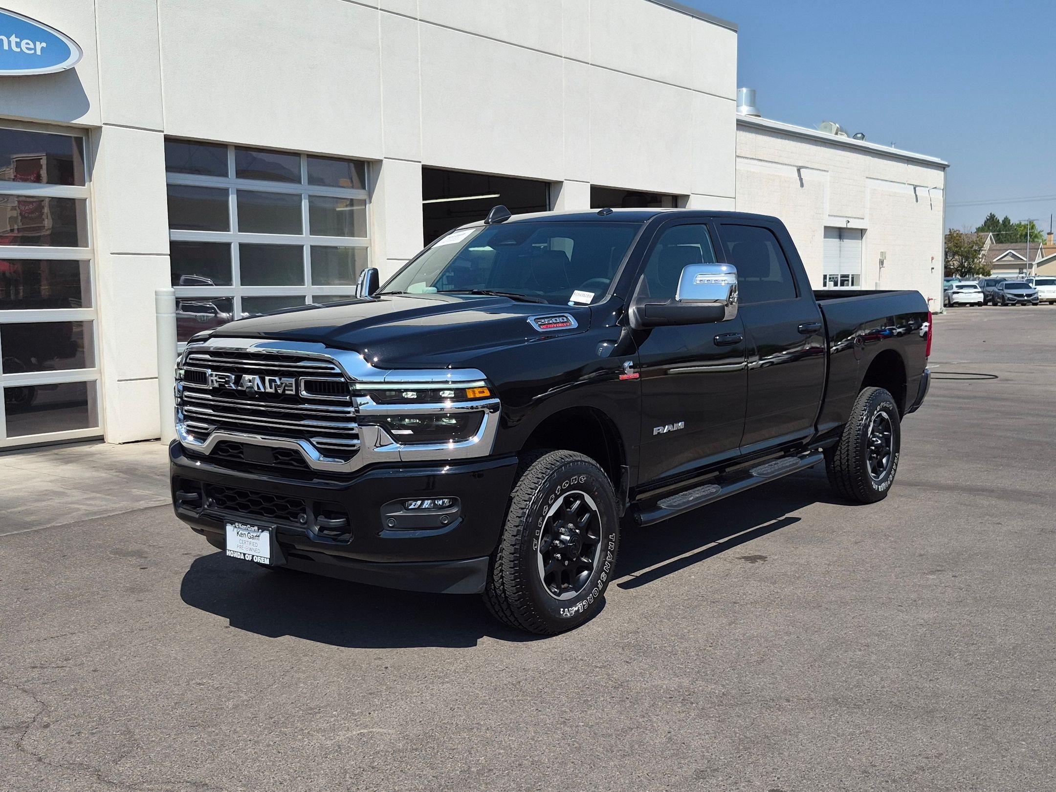 Used 2025 RAM 2500 Laramie AWD/4WD image 11