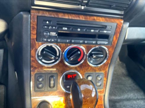 Used 2001 BMW Z3 3.0i RWD image 28