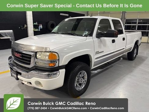 Used 2004 GMC Sierra 2500 SLT w/ Heavy-Duty Power Package AWD/4WD image 1