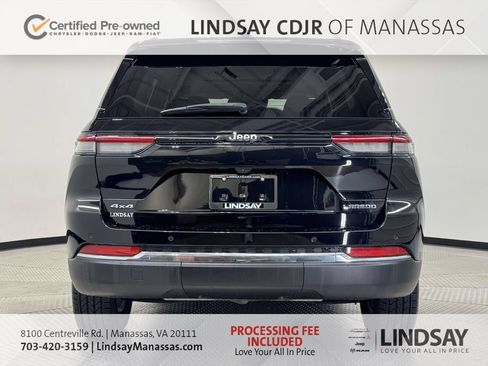 Used 2023 Jeep Grand Cherokee Laredo w/ Luxury Tech Group I AWD/4WD image 8