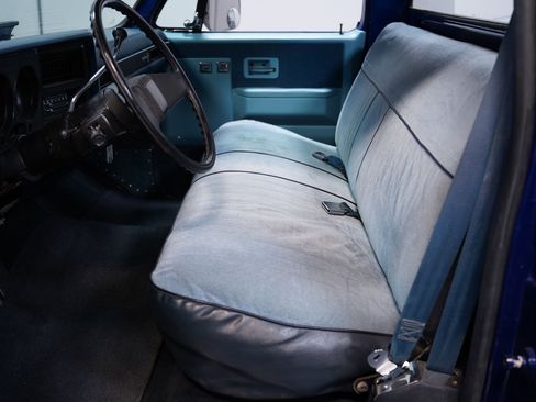 Used 1987 GMC Sierra 1500 2WD Regular Cab image 29